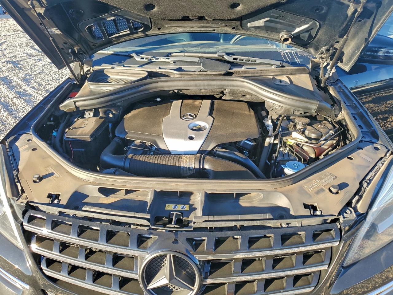 2015 MERCEDES-BENZ ML 250 BLUETEC photo 23