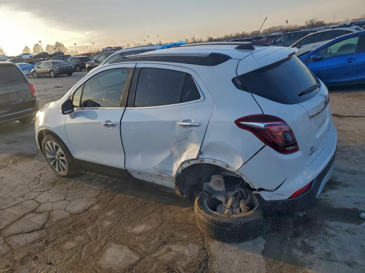 2018 BUICK ENCORE PREFERRED photo 2