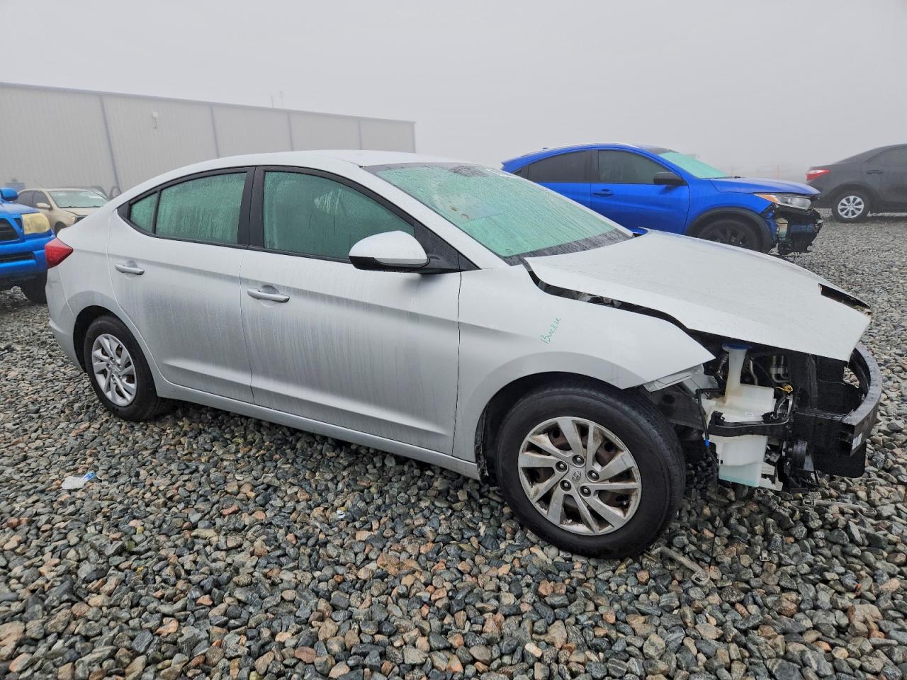 2019 HYUNDAI ELANTRA SE photo 4