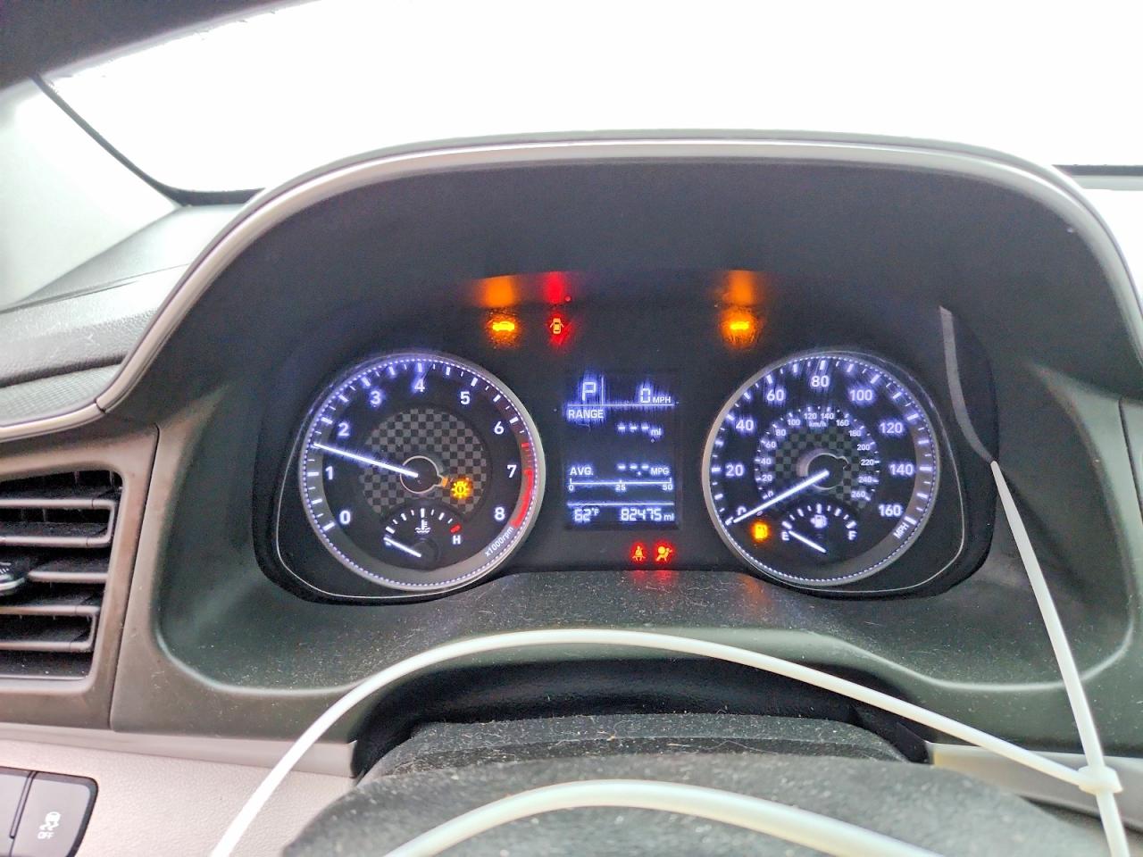 2019 HYUNDAI ELANTRA SE photo 9