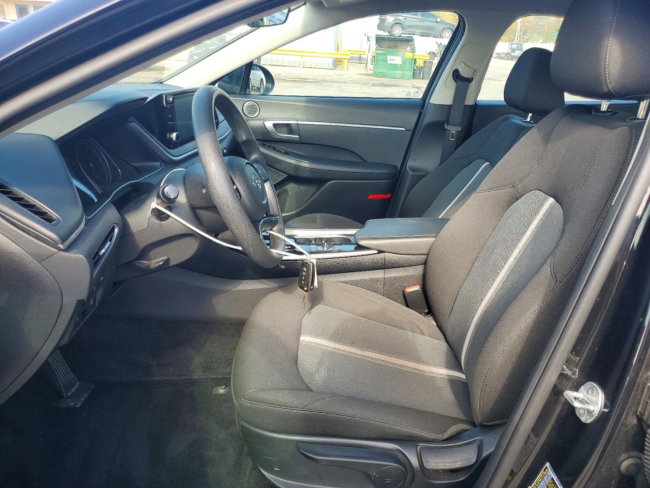 2020 HYUNDAI SONATA SE photo 7