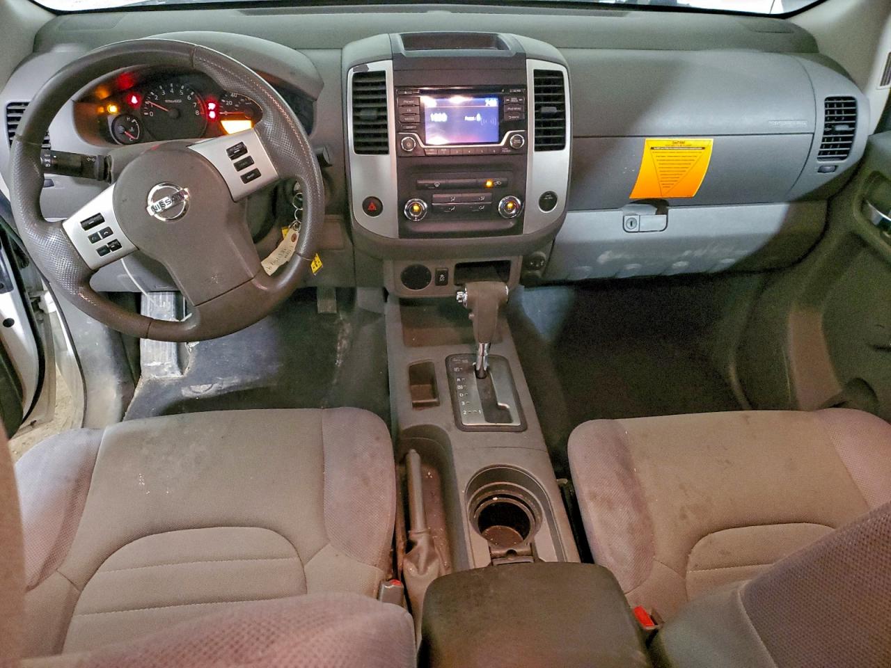 2018 NISSAN FRONTIER S photo 8