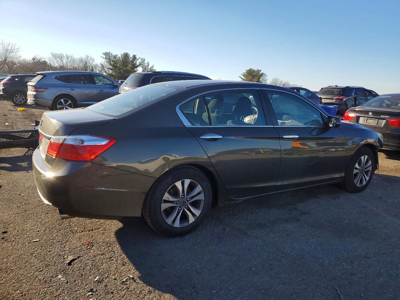 2013 HONDA ACCORD LX photo 3
