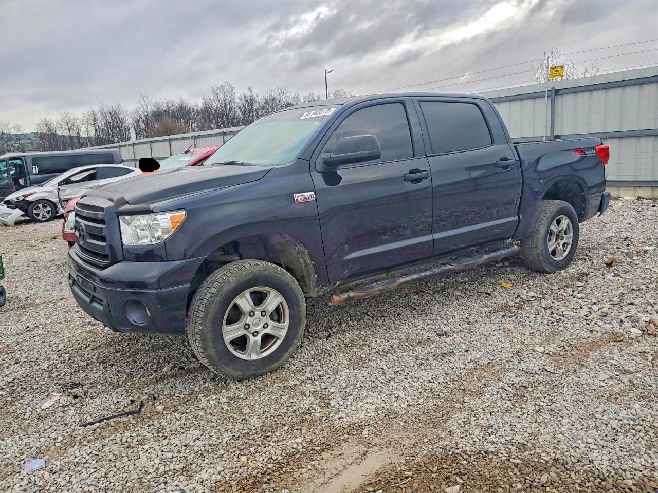 2010 TOYOTA TUNDRA