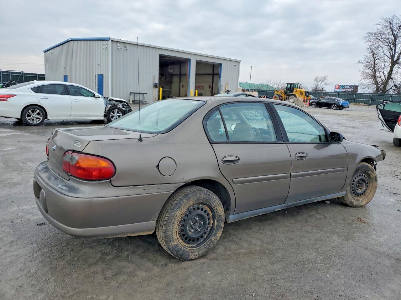 2002 CHEVROLET MALIBU photo 3