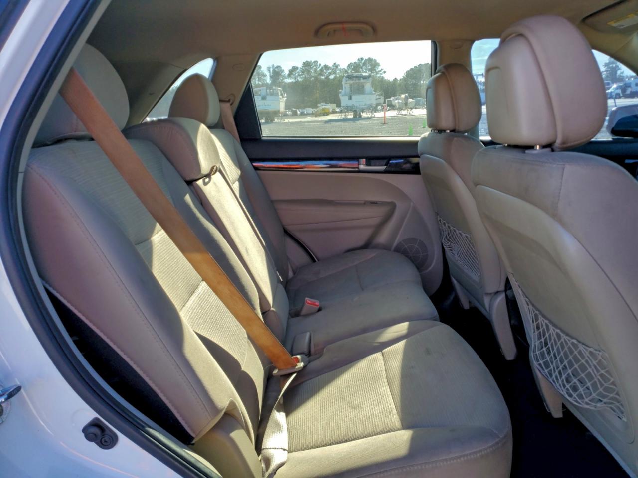 2015 KIA SORENTO LX photo 11