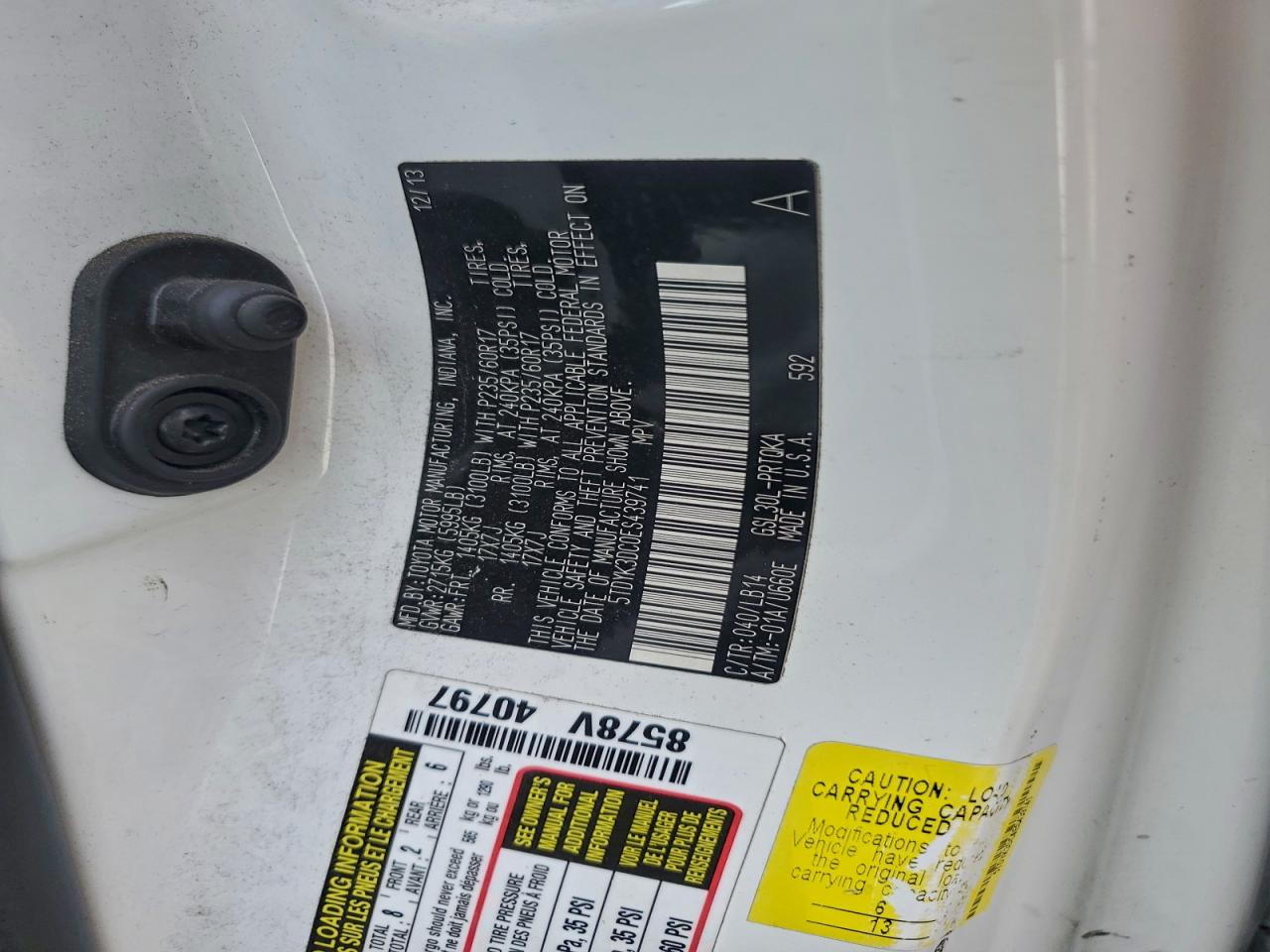 2014 TOYOTA SIENNA XLE photo 13