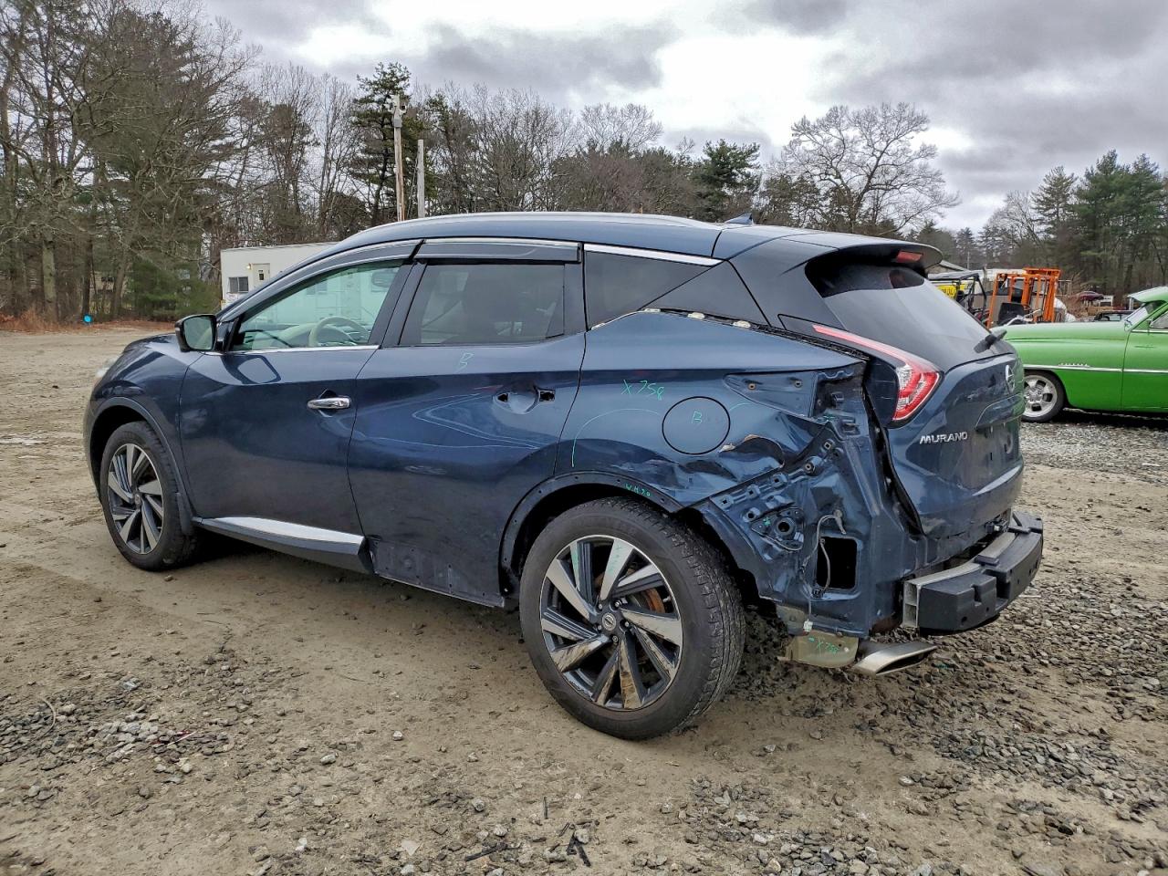 2015 NISSAN MURANO S photo 2