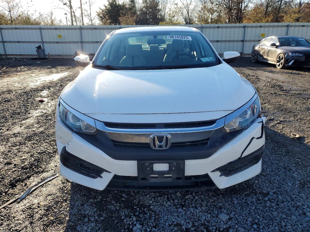 2017 HONDA CIVIC LX photo 5
