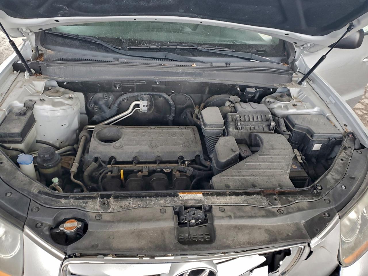 2011 HYUNDAI SANTA FE GLS photo 12