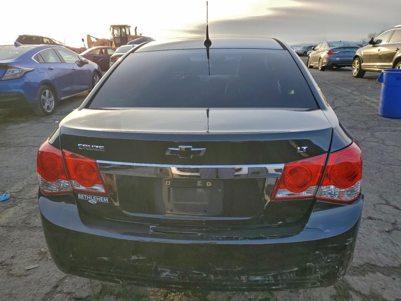 2013 CHEVROLET CRUZE LT photo 6