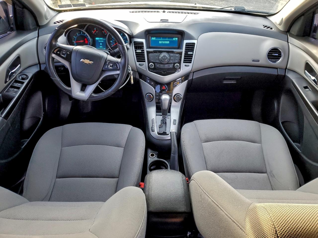 2013 CHEVROLET CRUZE LT photo 8