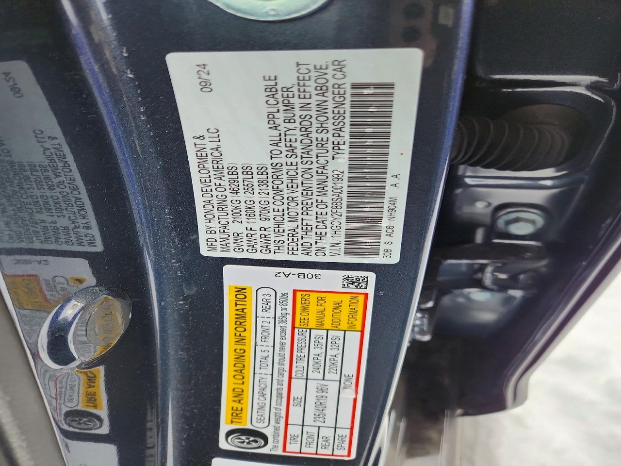2025 HONDA ACCORD TOURING HYBRID photo 12