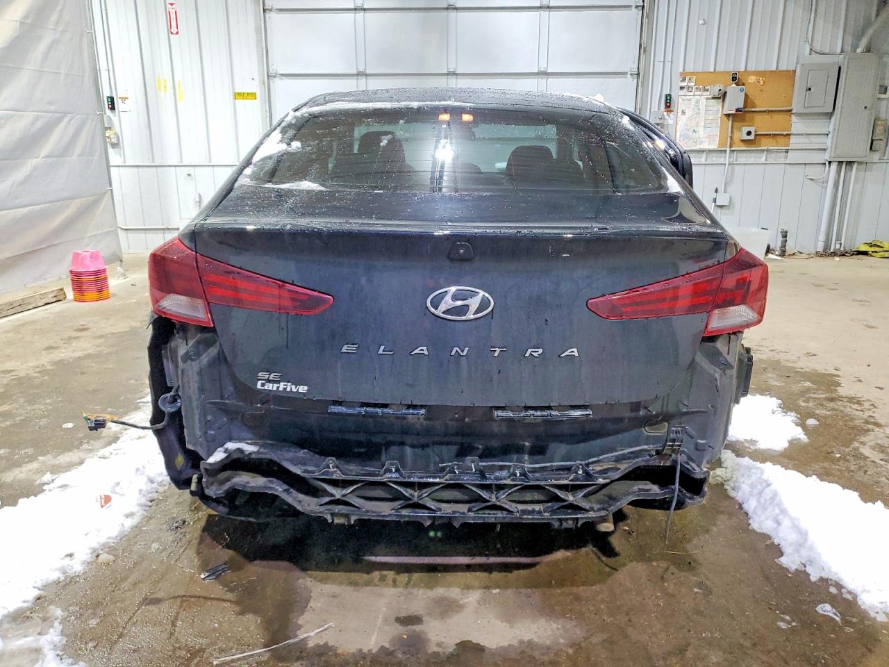 2019 HYUNDAI ELANTRA SE photo 6