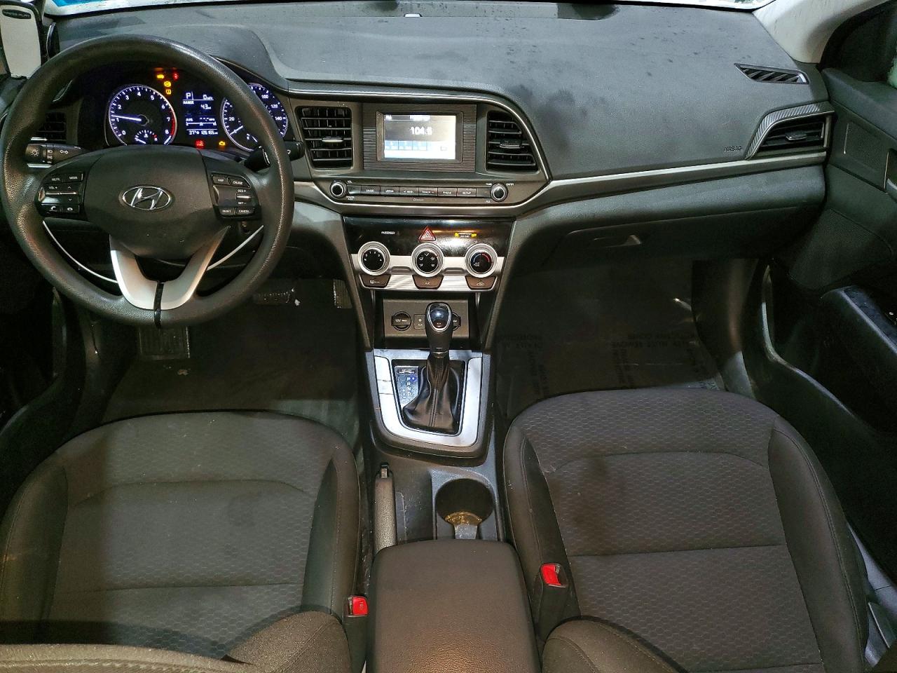 2019 HYUNDAI ELANTRA SE photo 8