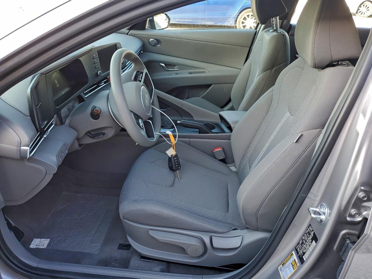 2025 HYUNDAI ELANTRA SE photo 7