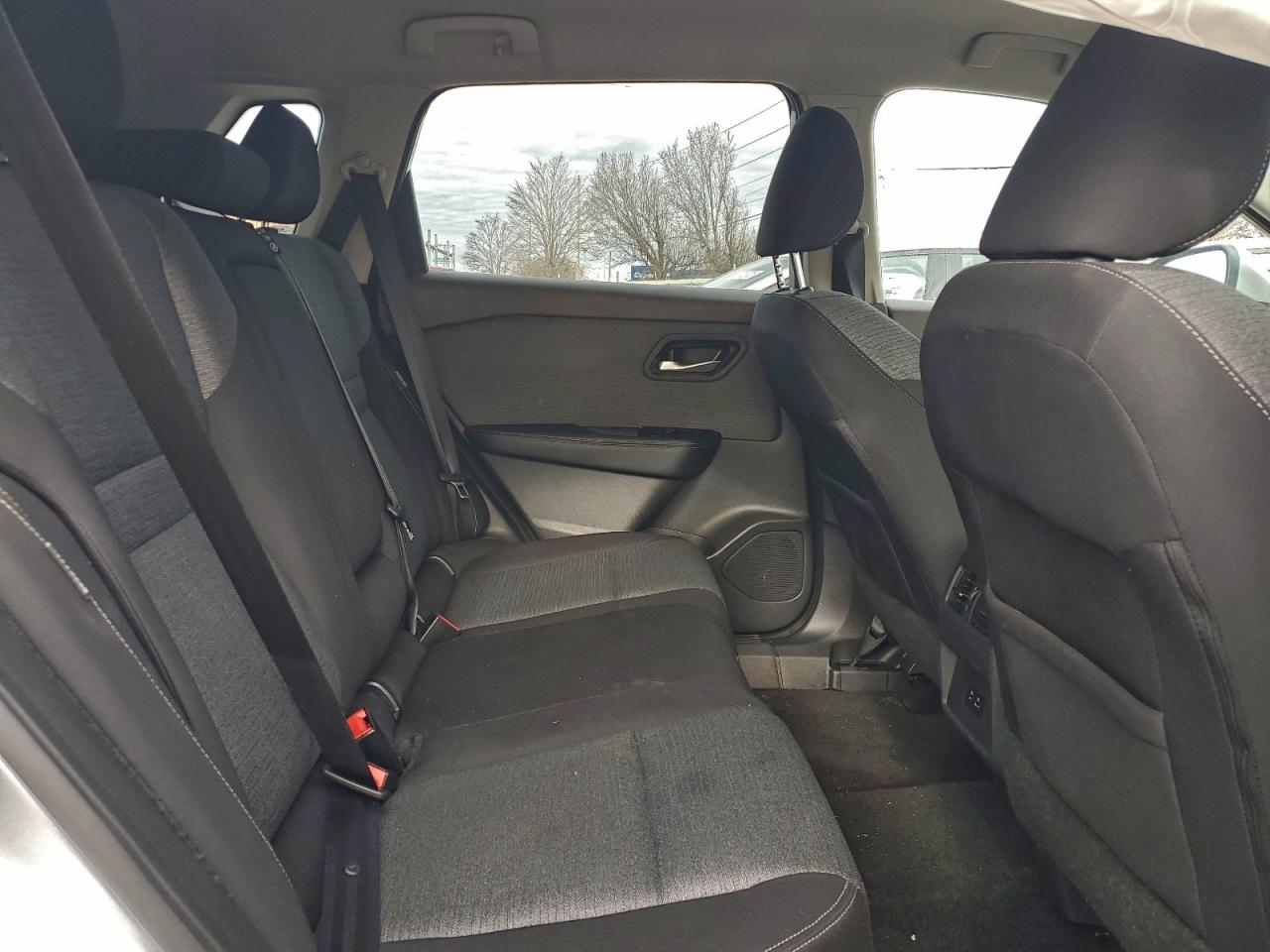 2021 NISSAN ROGUE SV photo 11