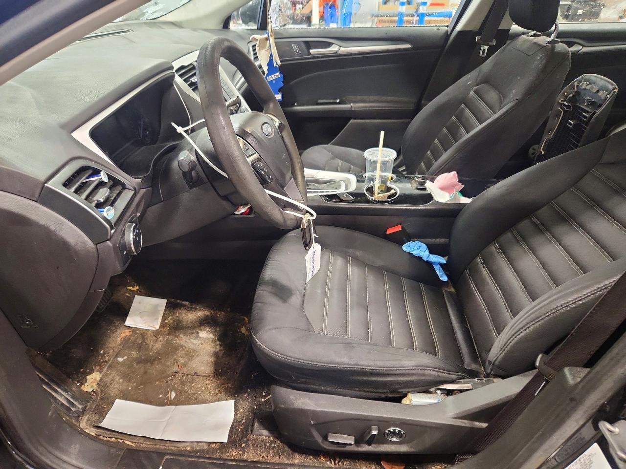 2014 FORD FUSION SE photo 7