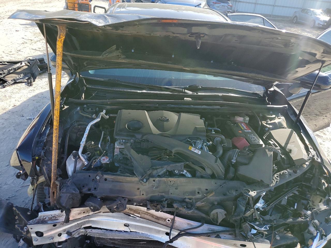 2018 TOYOTA CAMRY L photo 11