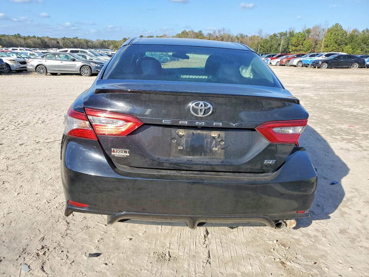 2018 TOYOTA CAMRY L photo 6