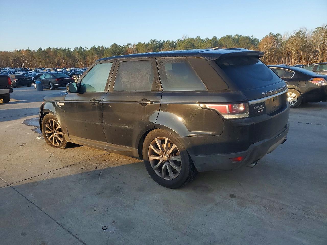 2015 LAND ROVER RANGE ROVER SPORT HSE photo 2