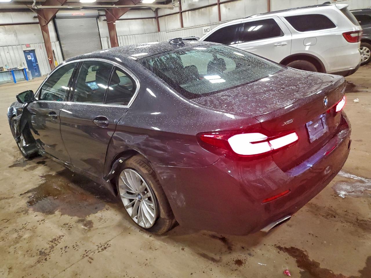 2023 BMW 530 XI photo 2