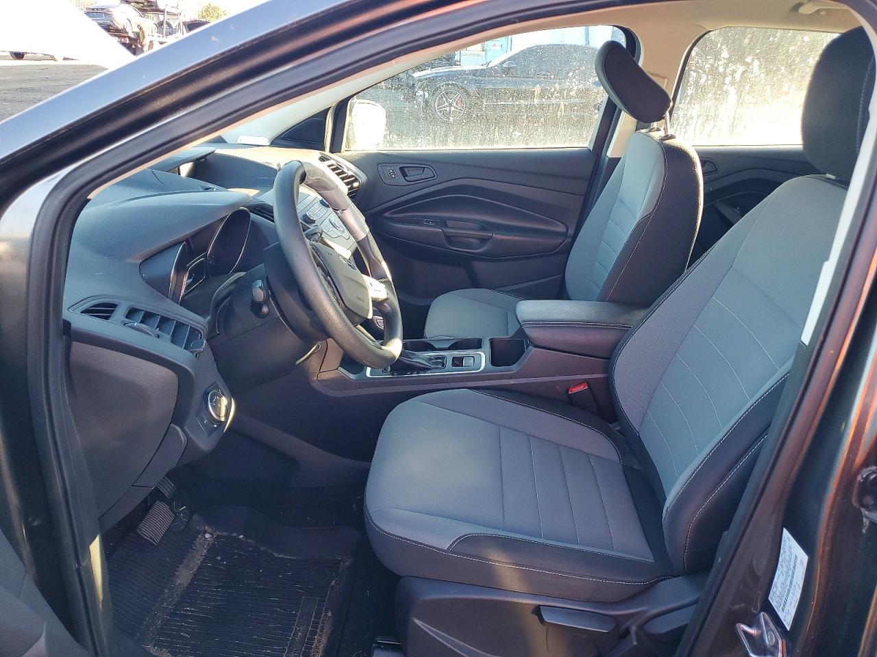 2019 FORD ESCAPE S photo 7
