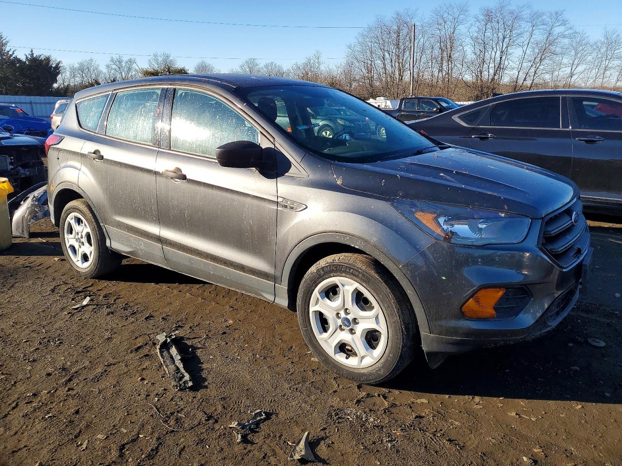 2019 FORD ESCAPE S photo 4