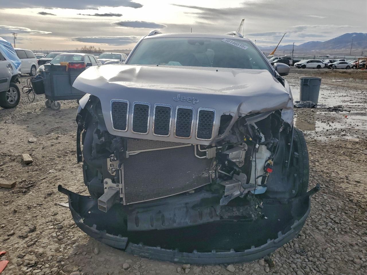 2021 JEEP CHEROKEE LATITUDE LUX photo 5