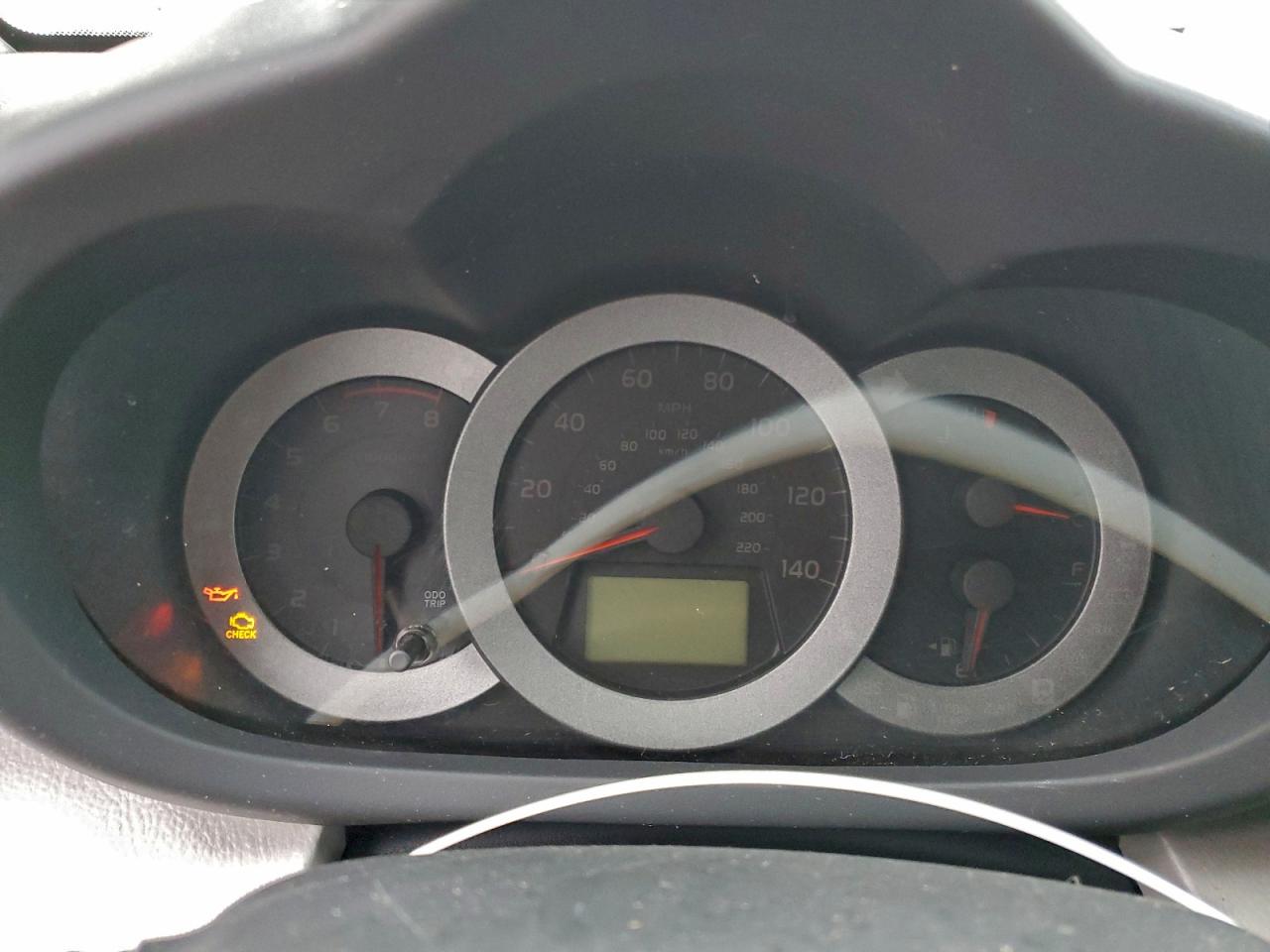 2011 TOYOTA RAV4 photo 9