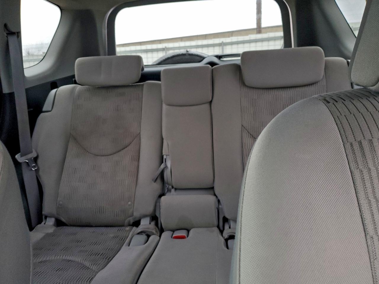 2011 TOYOTA RAV4 photo 10