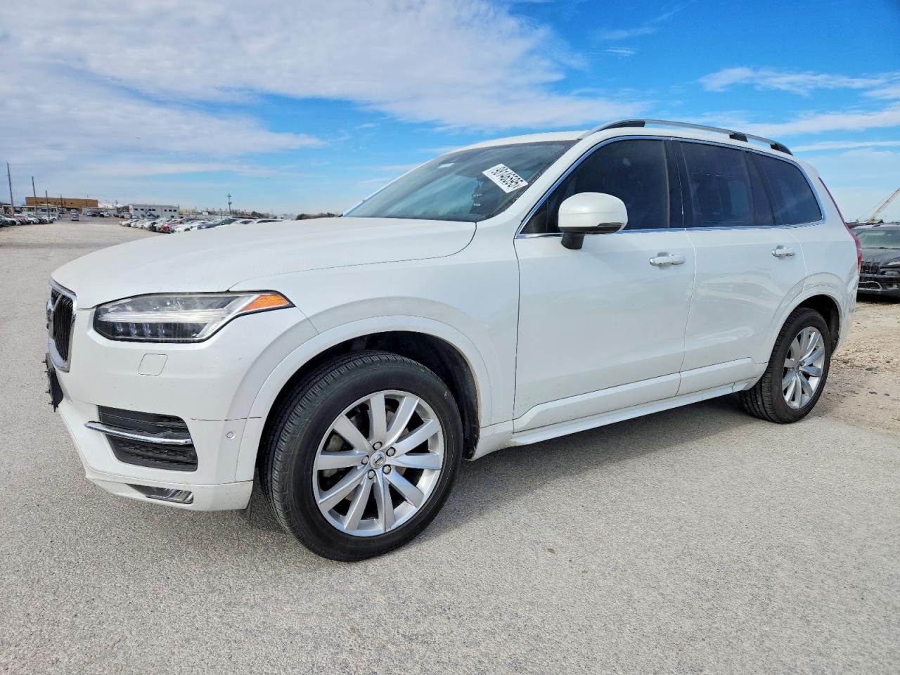 2016 VOLVO XC90