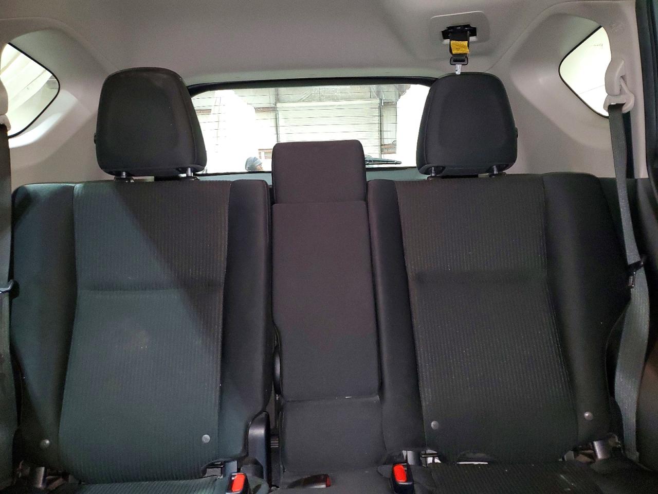 2017 TOYOTA RAV4 LE photo 10