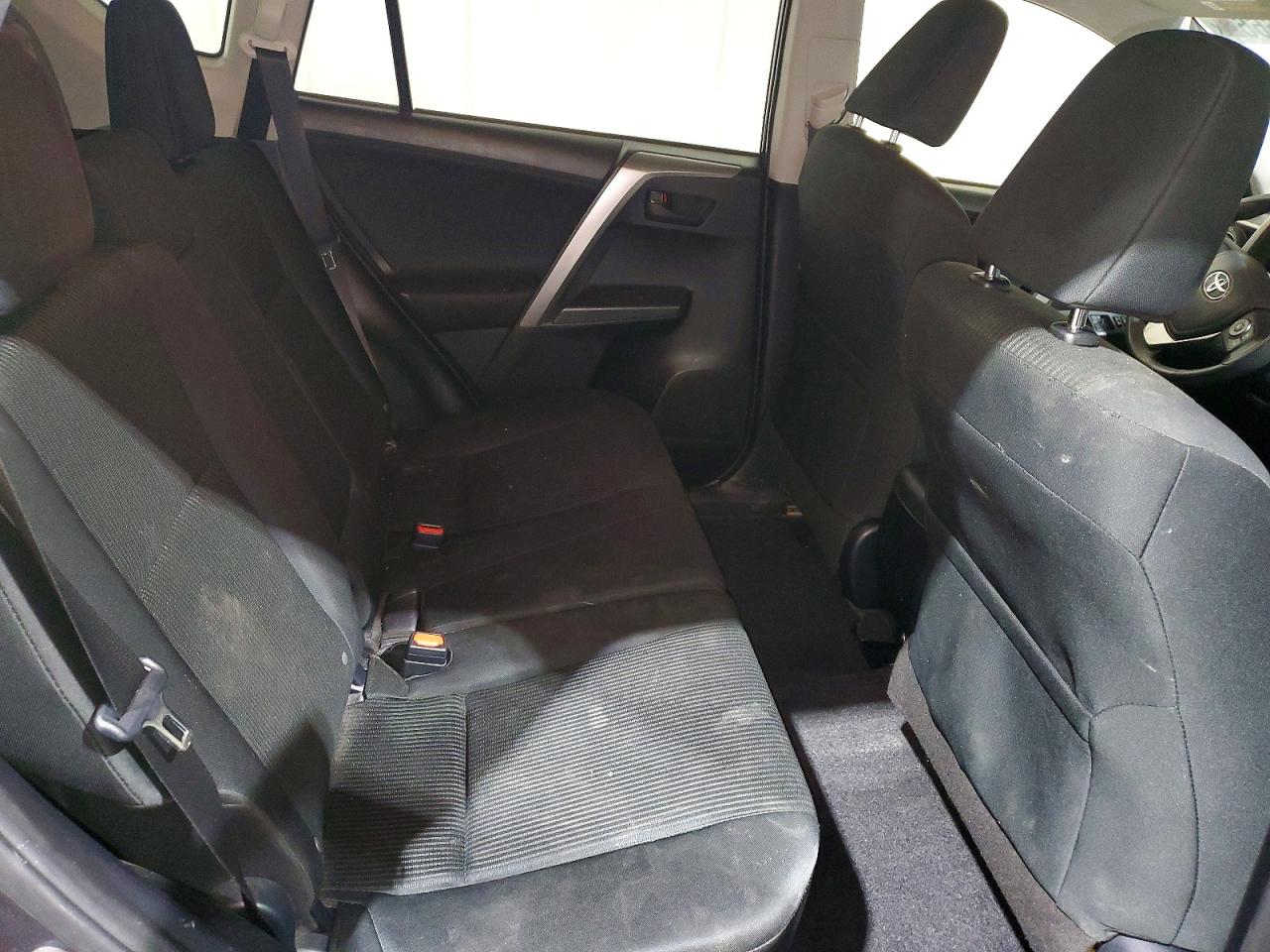 2017 TOYOTA RAV4 LE photo 11