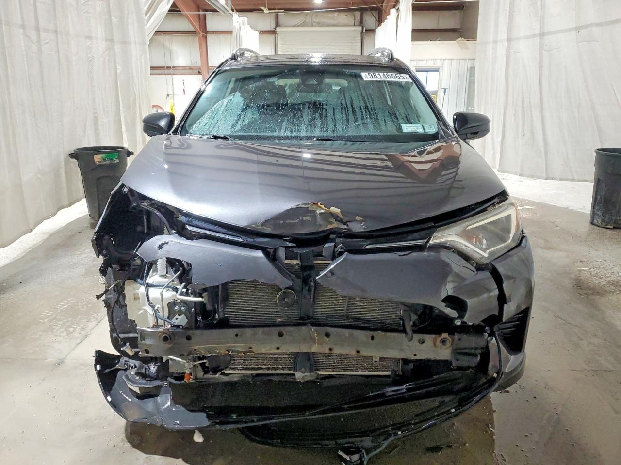 2017 TOYOTA RAV4 LE photo 5