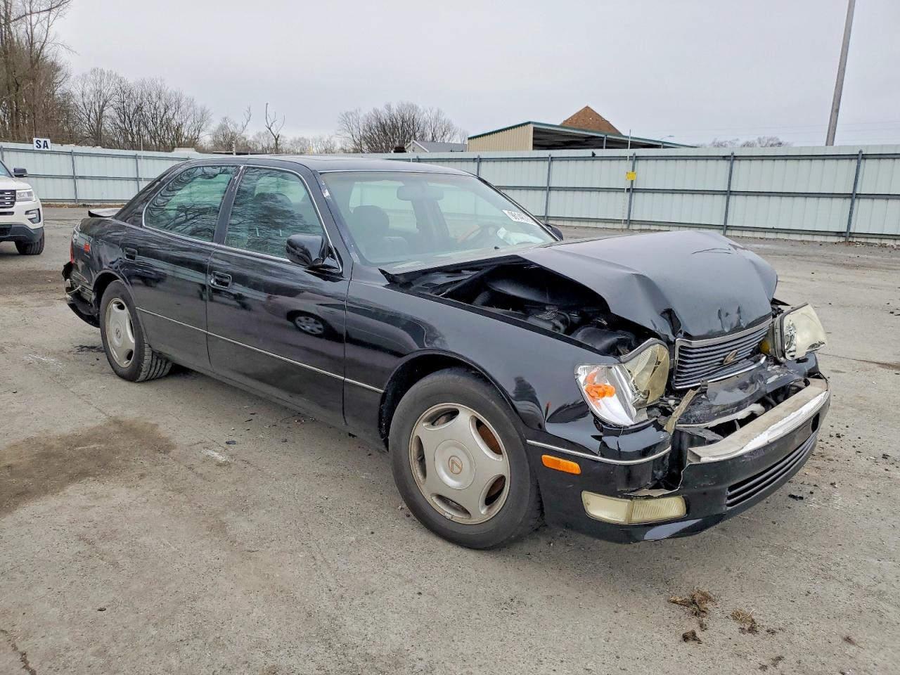 1998 LEXUS LS 400 photo 4