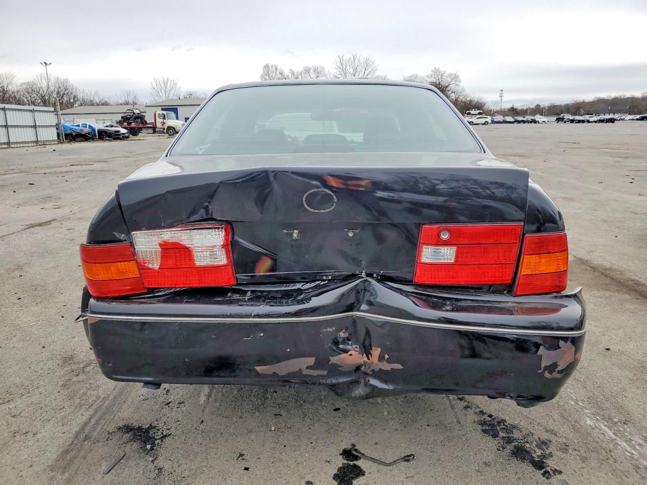 1998 LEXUS LS 400 photo 6