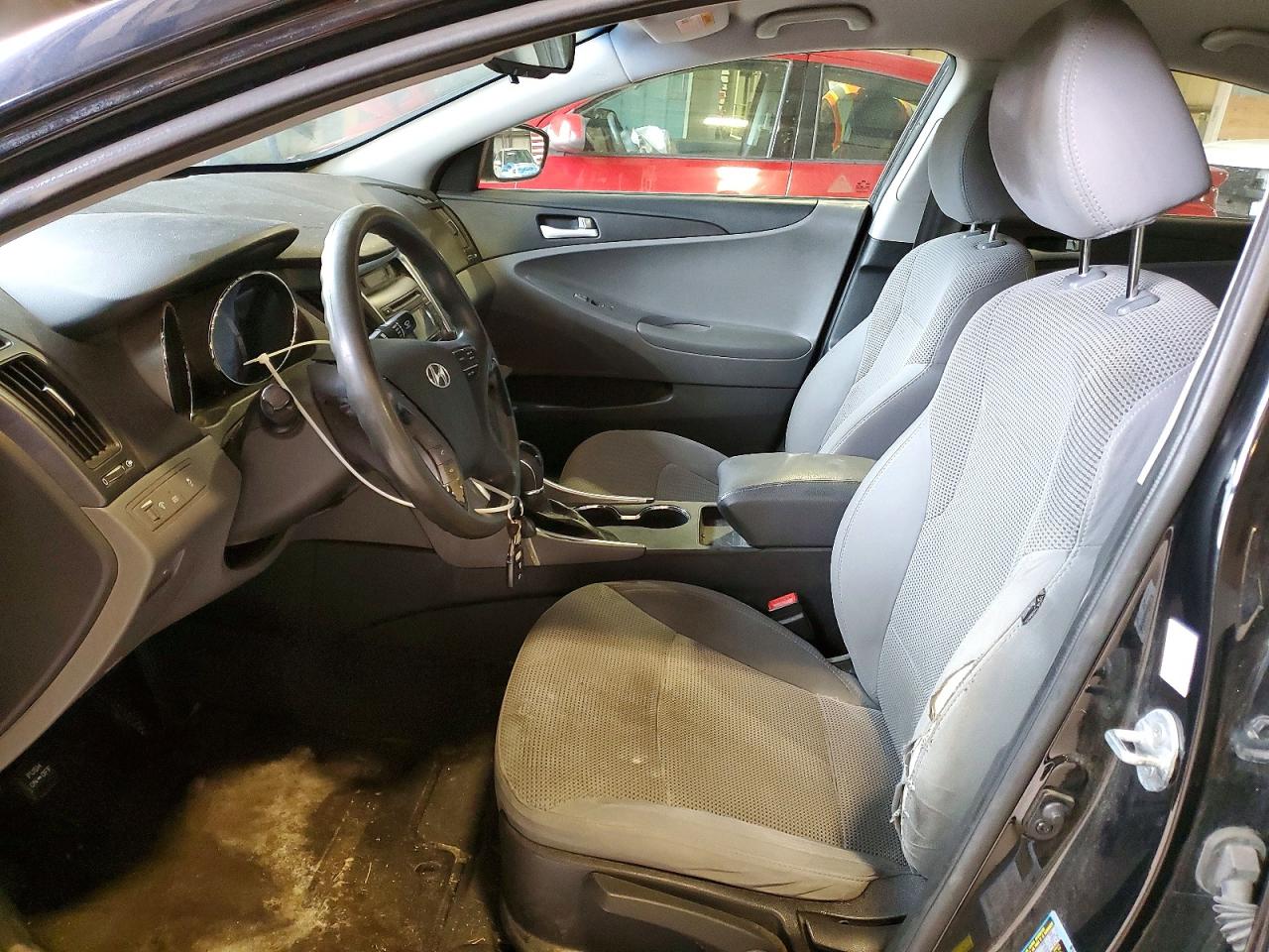 2013 HYUNDAI SONATA GLS photo 19