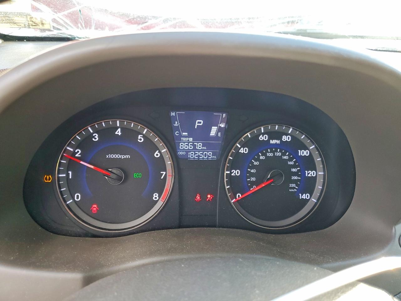 2012 HYUNDAI ACCENT GLS photo 9