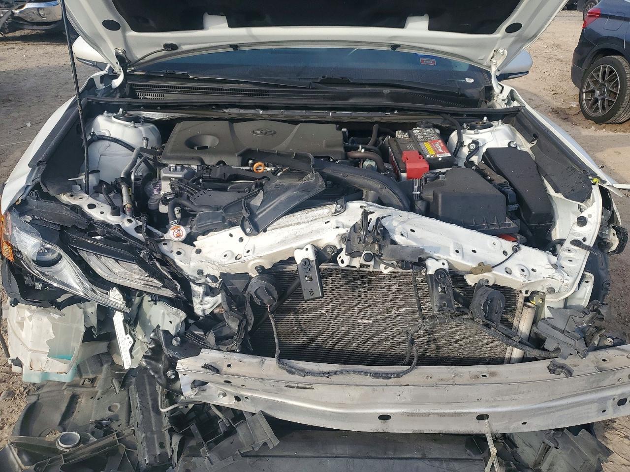 2021 TOYOTA CAMRY XSE photo 21