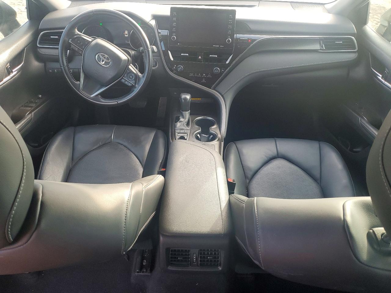 2021 TOYOTA CAMRY XSE photo 15