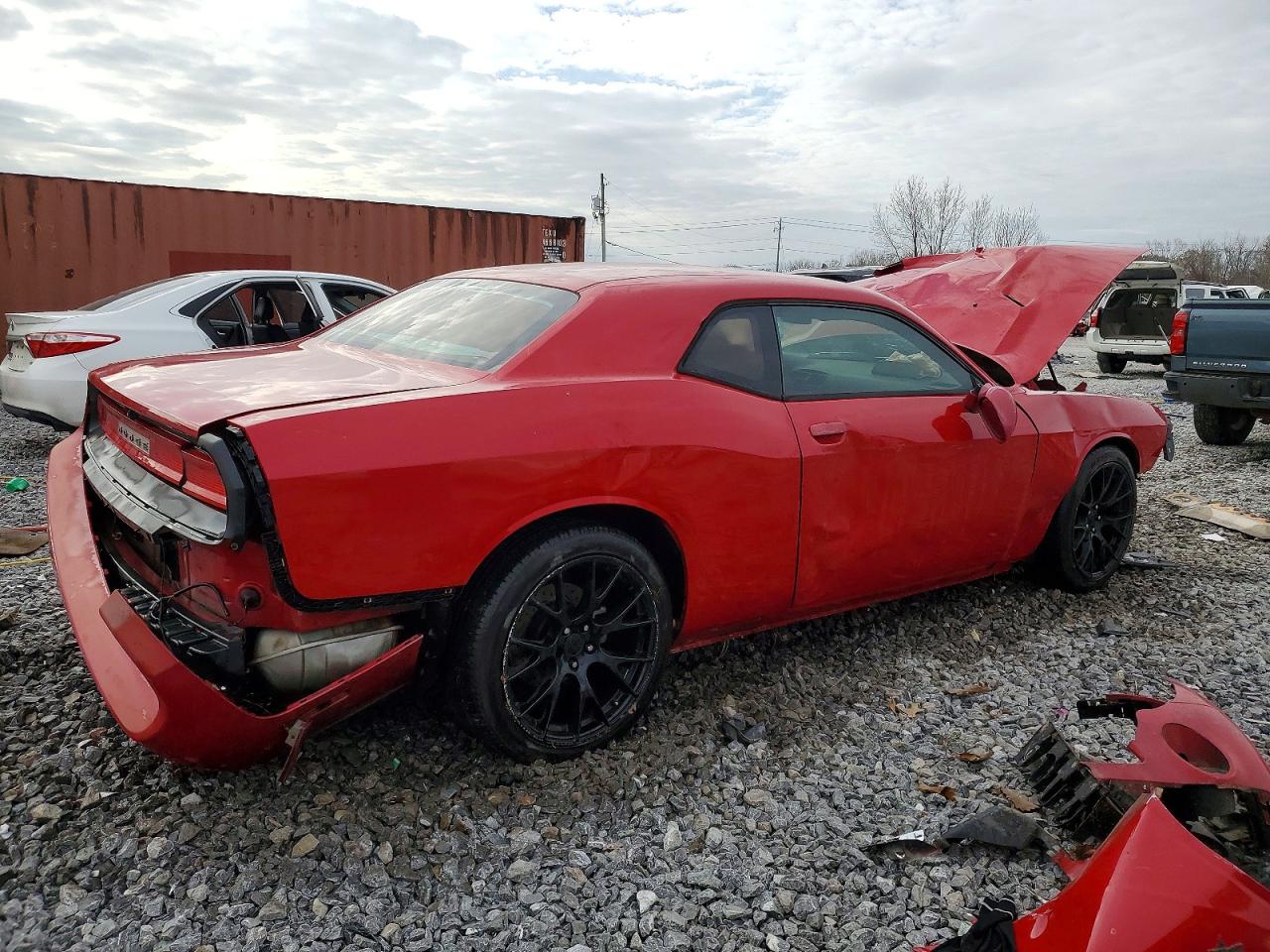 2012 DODGE CHALLENGER SXT photo 3