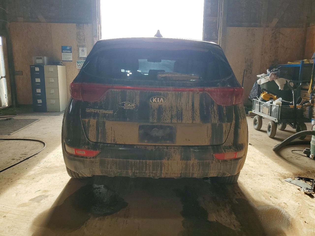 2017 KIA SPORTAGE LX photo 6