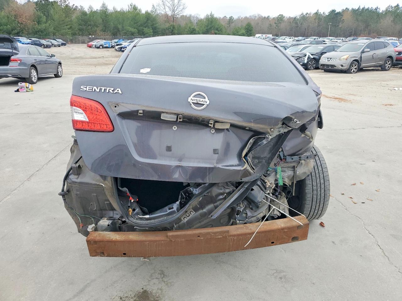 2013 NISSAN SENTRA S photo 11