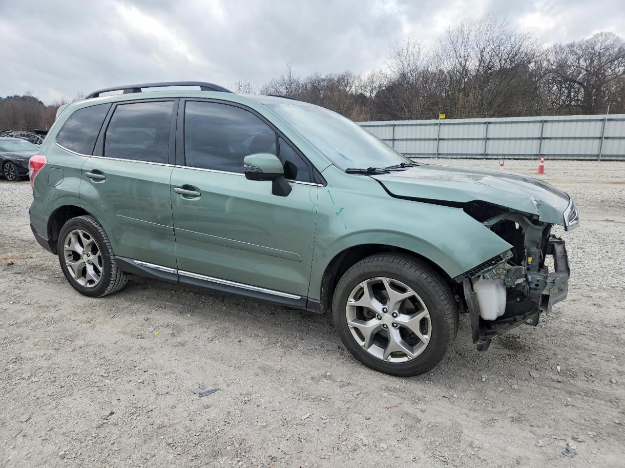 2015 SUBARU FORESTER 2.5I TOURING photo 4