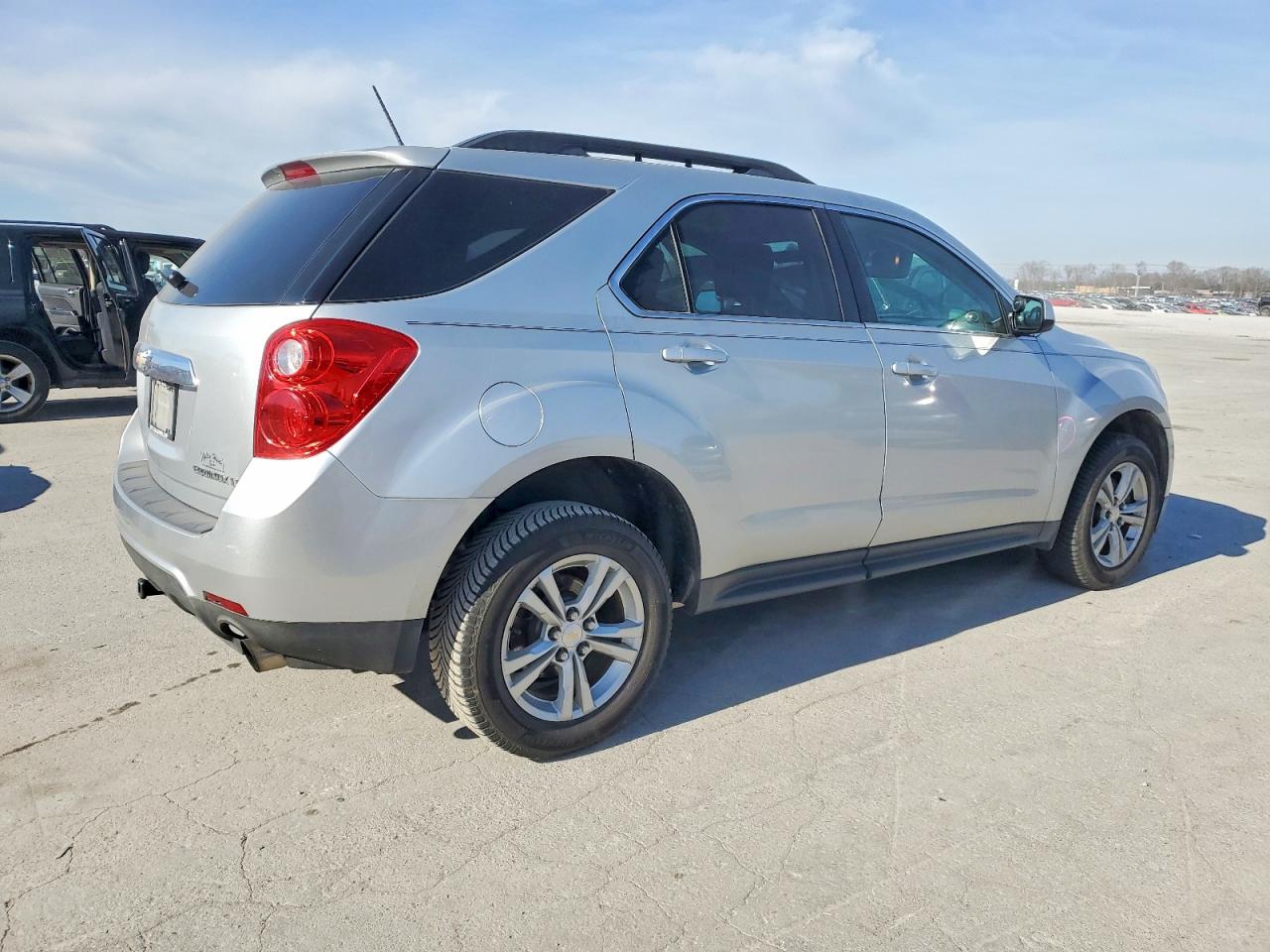 2015 CHEVROLET EQUINOX LT photo 3