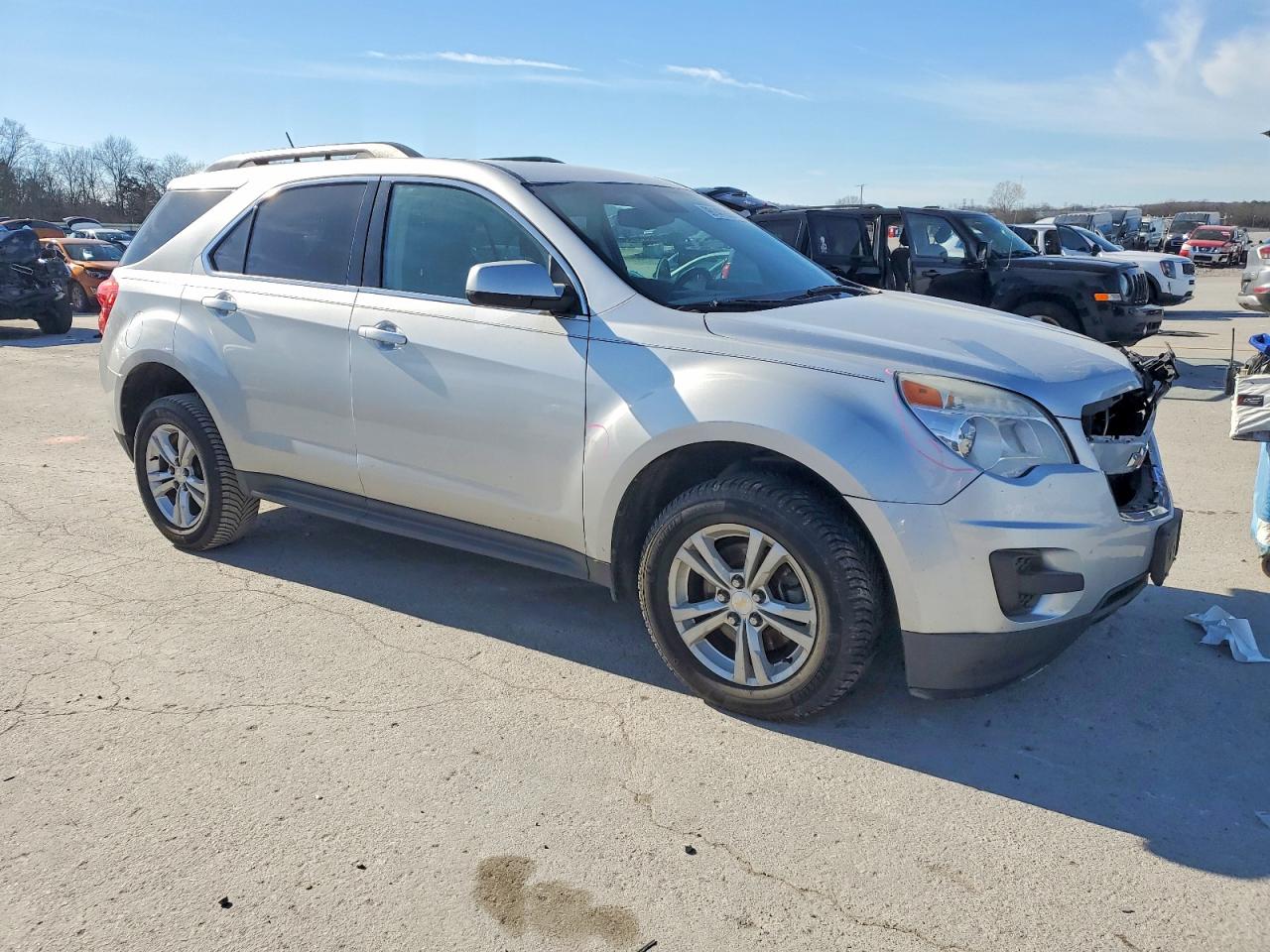 2015 CHEVROLET EQUINOX LT photo 4