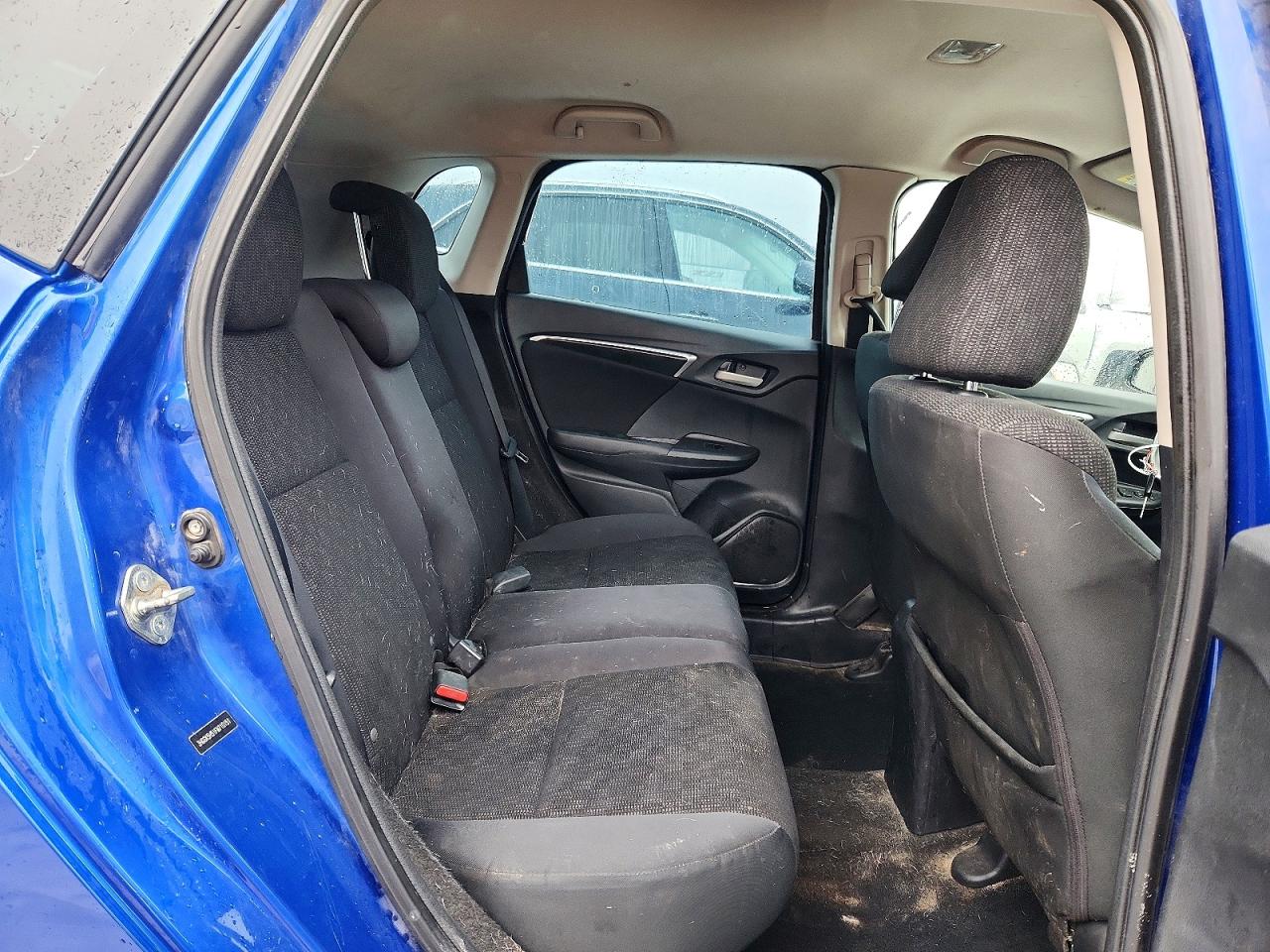 2015 HONDA FIT LX photo 19