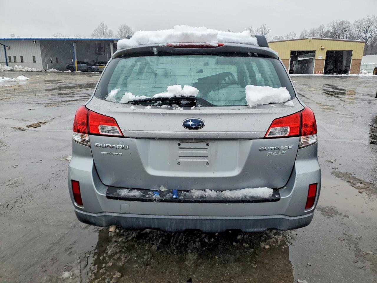 2011 SUBARU OUTBACK 2.5I photo 6