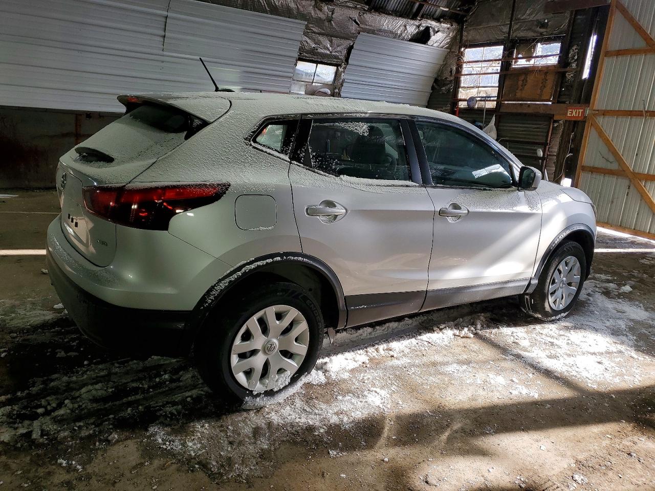 2019 NISSAN ROGUE SPORT S photo 3